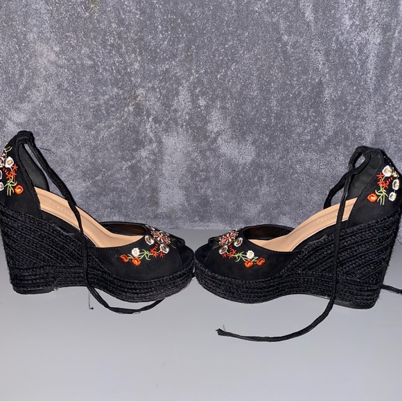 ASOS Shoes TAMIKO Size 4 Embroidered Black 4” High Wedges - Picture 7 of 15